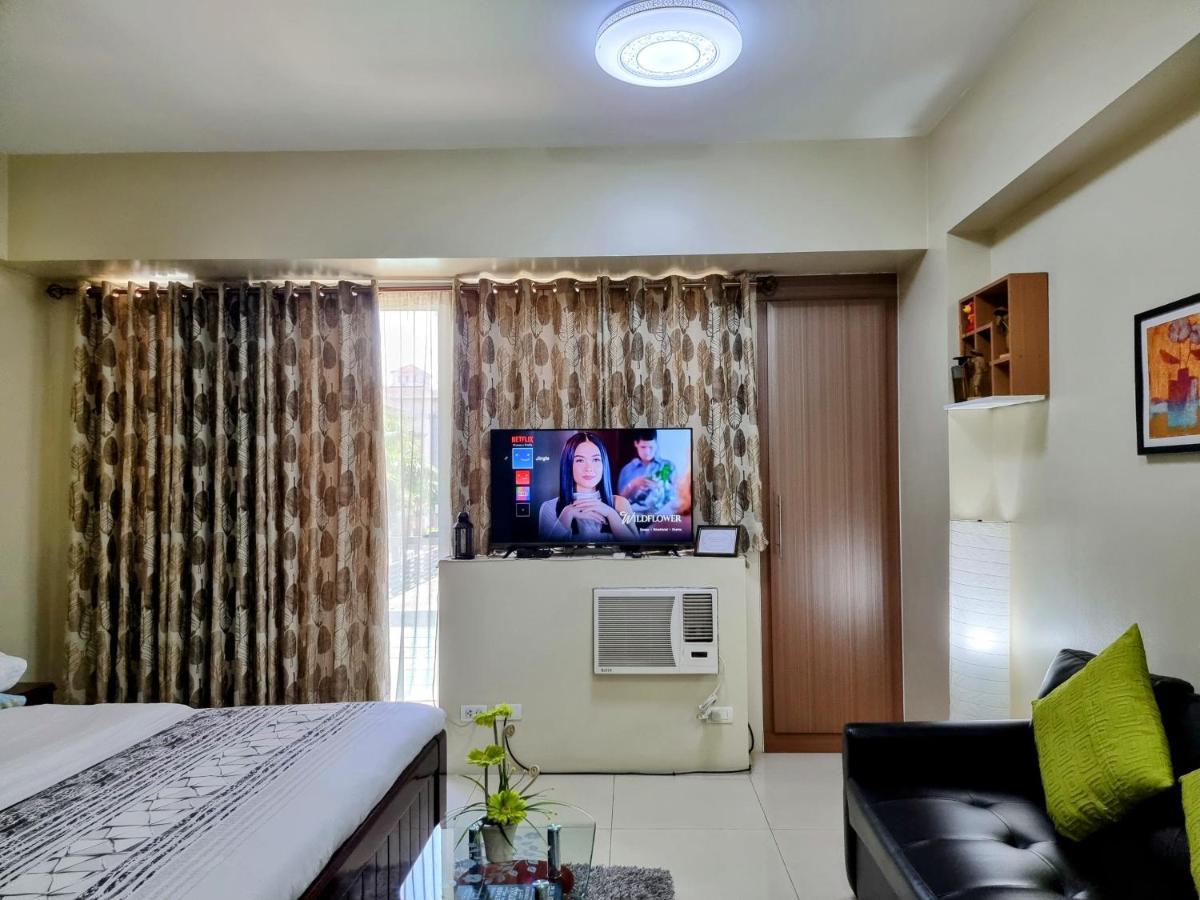 One Palm Tree Villas Condo Across Naia Terminal 3 Маніла Екстер'єр фото