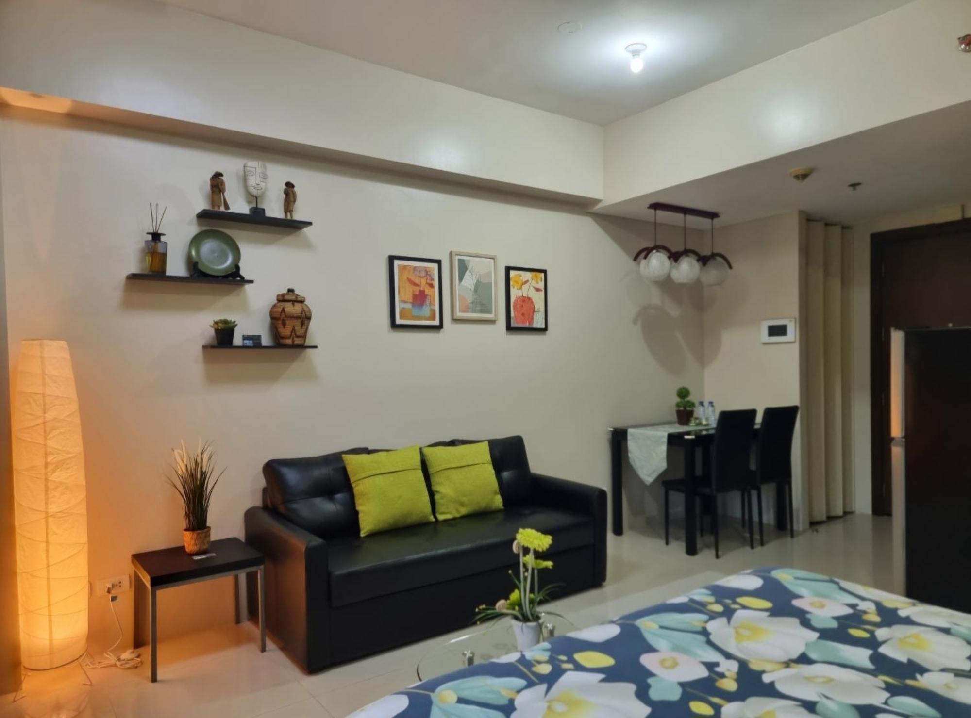 One Palm Tree Villas Condo Across Naia Terminal 3 Маніла Екстер'єр фото